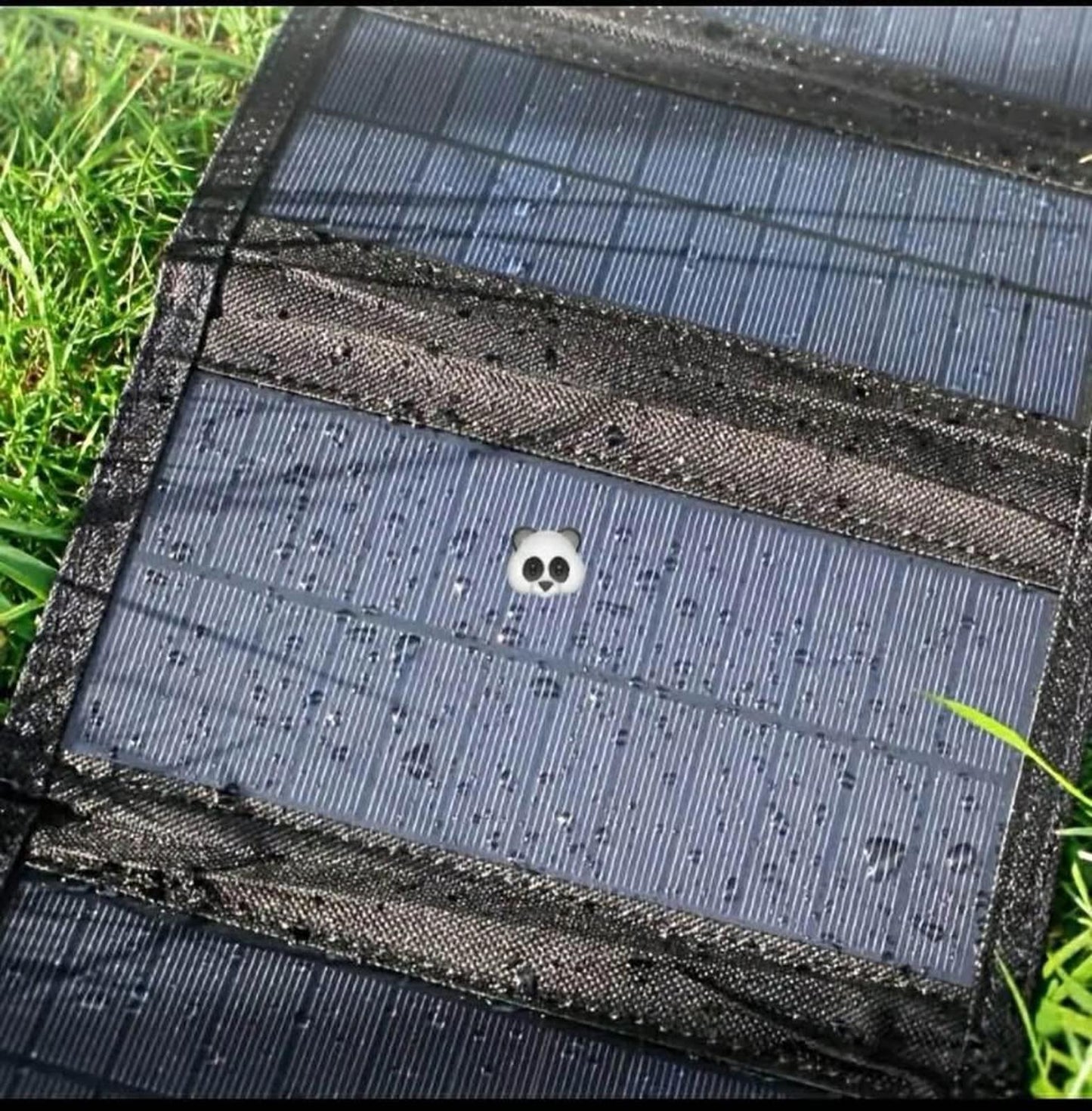 20W Solar Charger Panel ā Portable, Rainproof, Backpack-Ready
