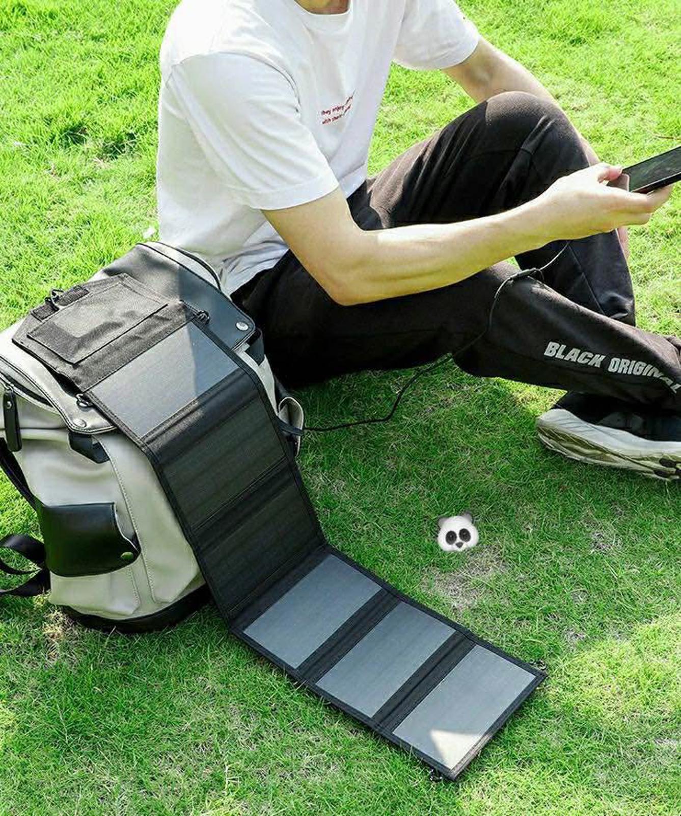 20W Solar Charger Panel ā Portable, Rainproof, Backpack-Ready