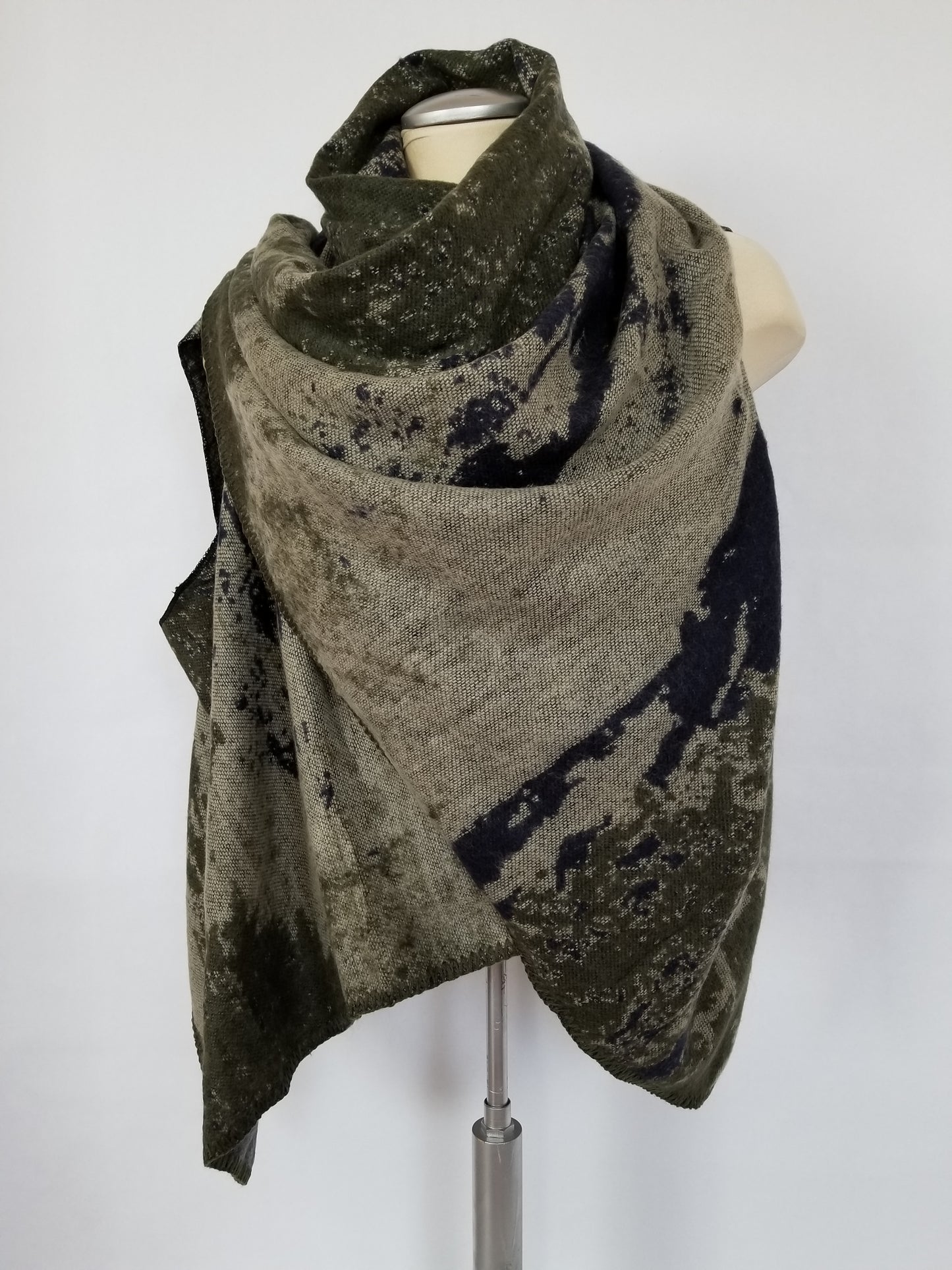 VE2217-12 (Currently on back order) - Coralala