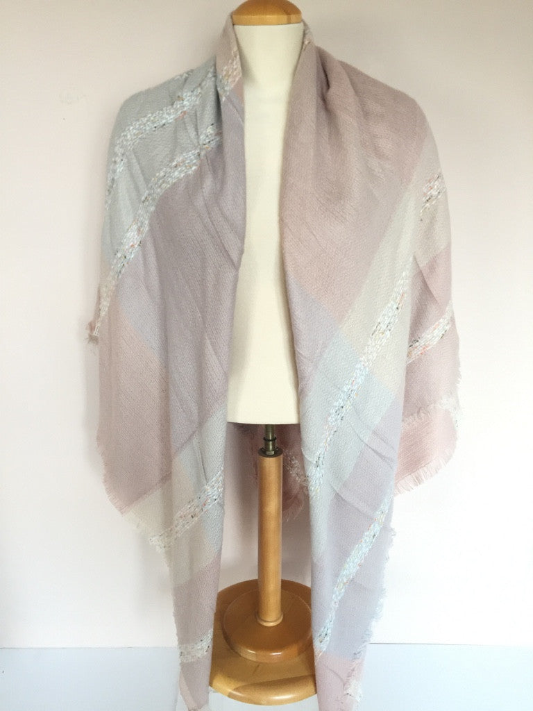 SQ2118-01 - Coralala - 2