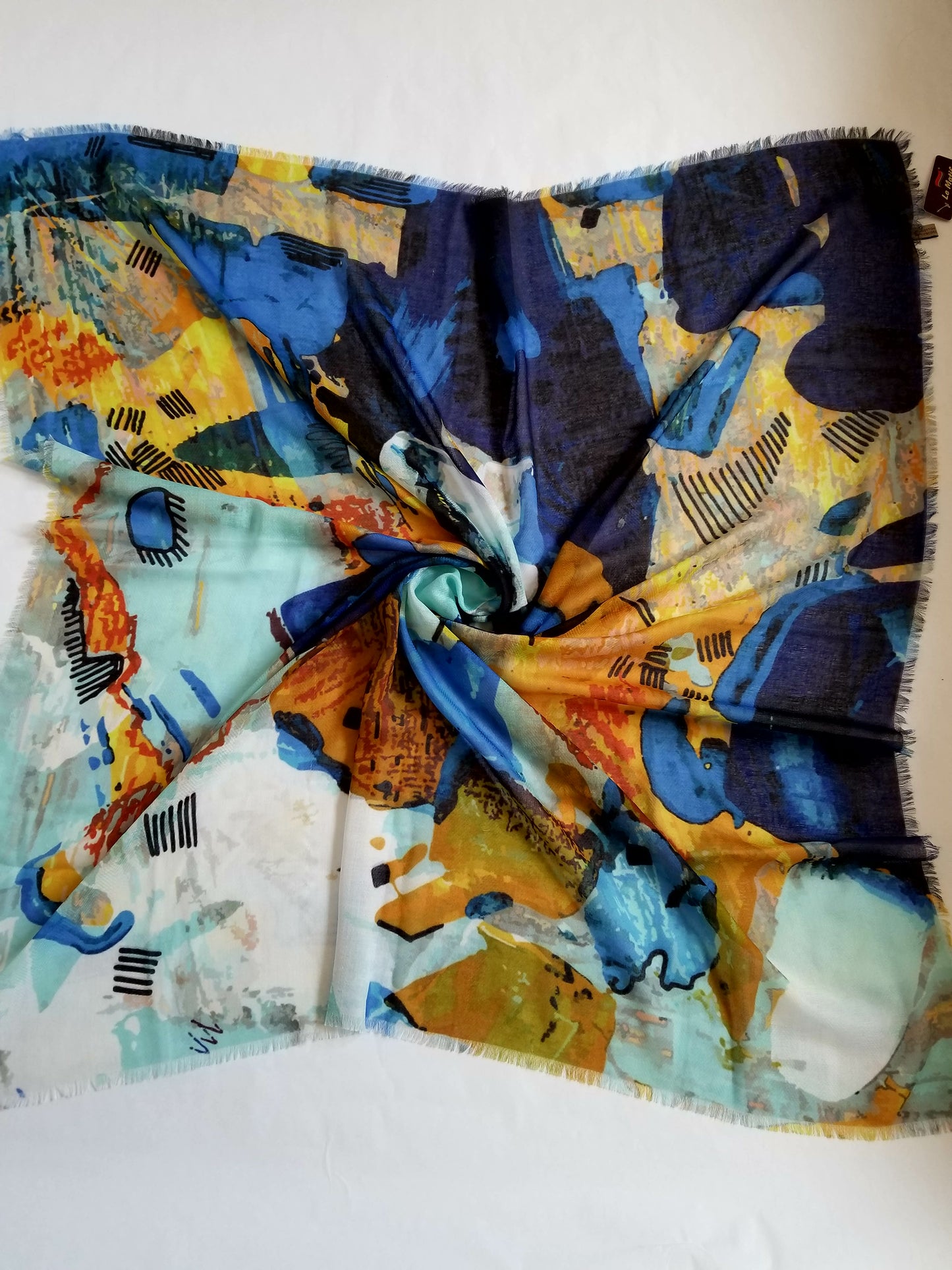 DP2817-05 - Coralala