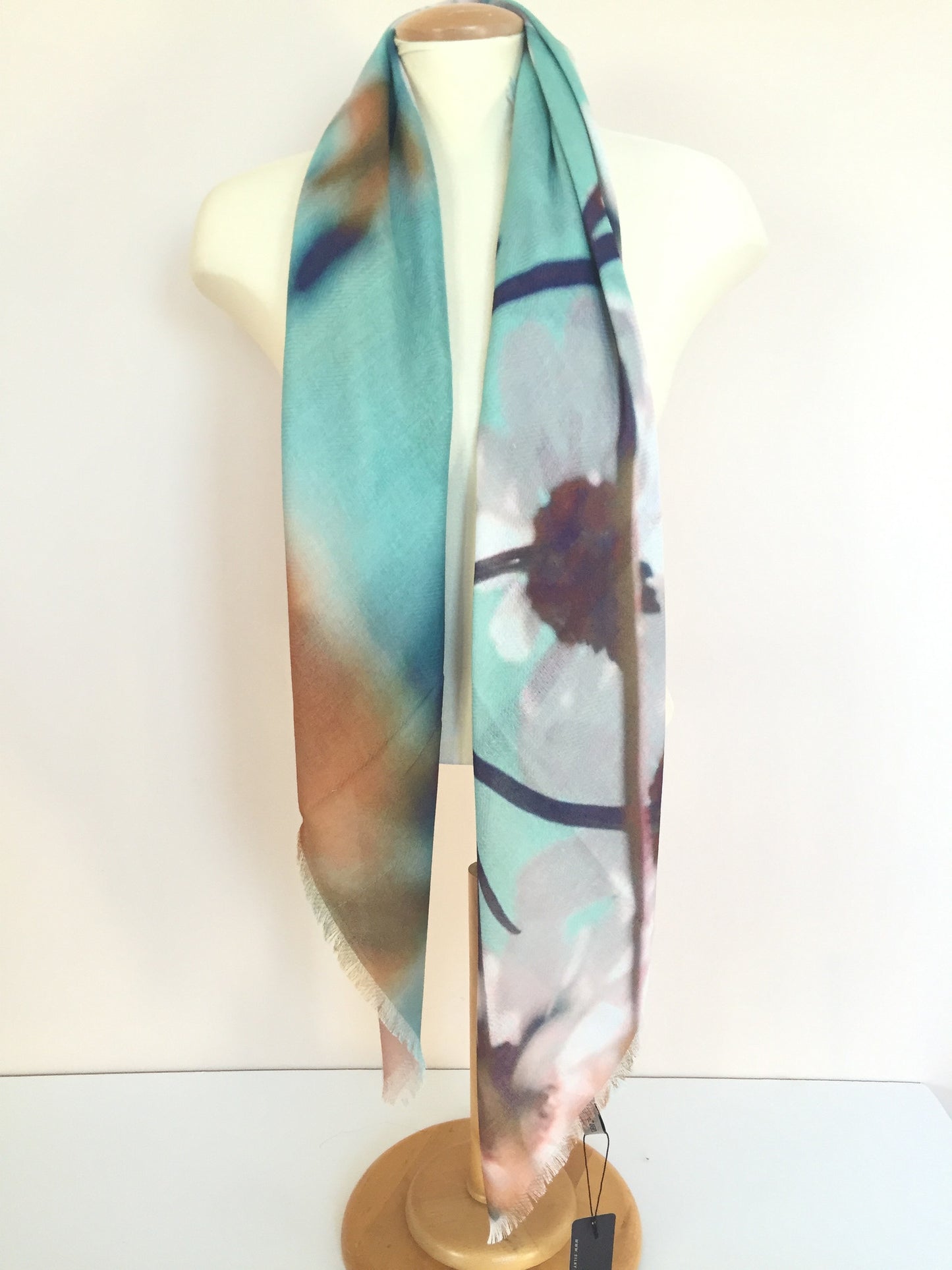 DP3006-01 - Coralala - 2