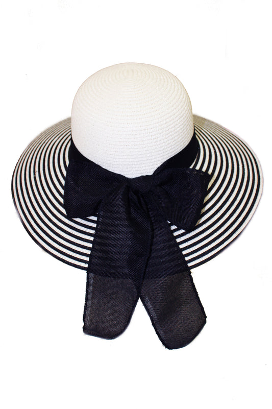 Floppy straw hat with ribbon